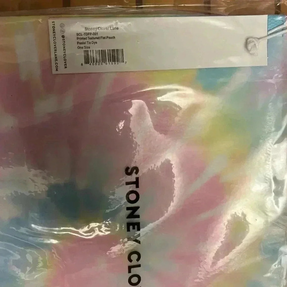 NWT Stoney Clover Lane Printed Flat Pouch Rainbow Tie Dye - Picture 3 of 3